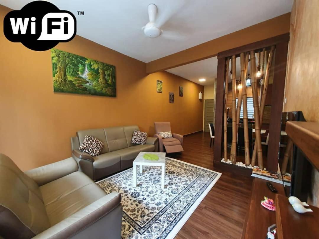 Quintet Apartment *